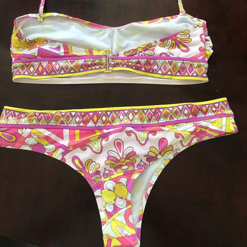 BRAND NEW EMILIO PUCCI two piece - Picture 2 of 2